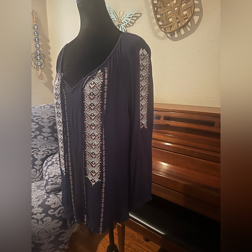 Western/BOHO Solitaire Brand Embroidered Top